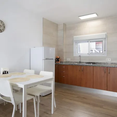 Piso En Carihuela アパート