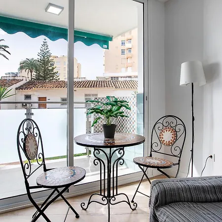 アパート Piso En Carihuela *